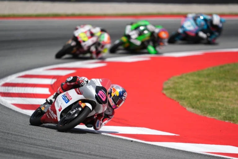 Moto3 Hungaria 2026 - Veda Ega Pratama
