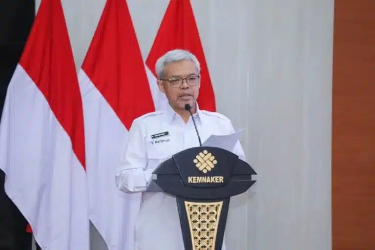 AI Ketenagakerjaan Jadi Senjata Baru Kemnaker Hadapi Transformasi Kerja