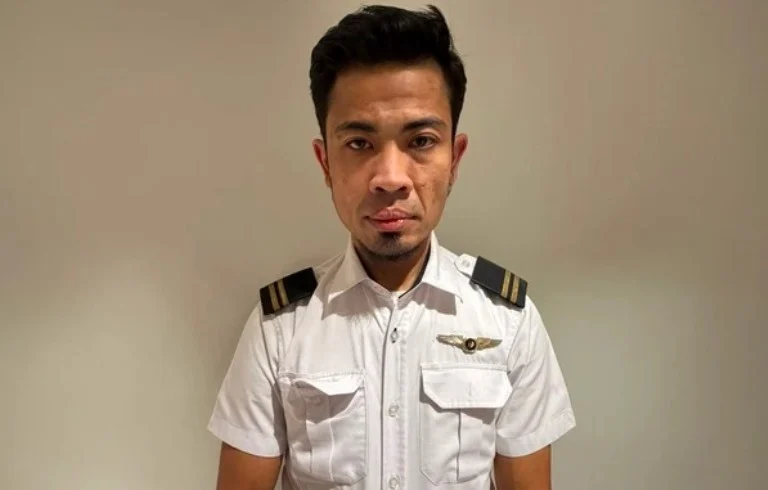 Pilot Malaysia Ditangkap