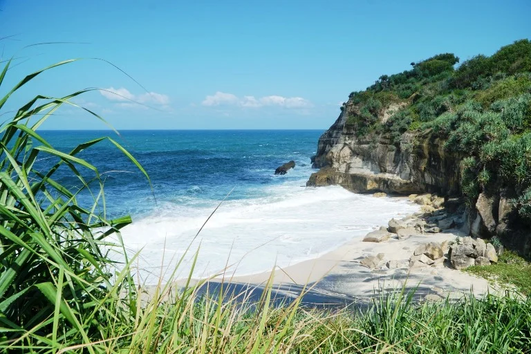 Pantai Seruni Pacitan