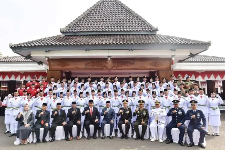 Foto Bersama Paskibraka Pacitan 2026