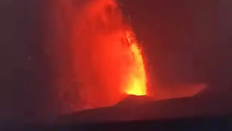 Gunung Anak Krakatau