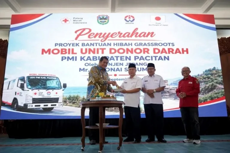 mobil donor darah PMI Pacitan