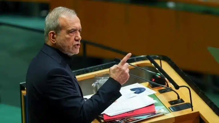 Iran Tak Percaya AS, Selat Hormuz Jadi Kartu Tawar