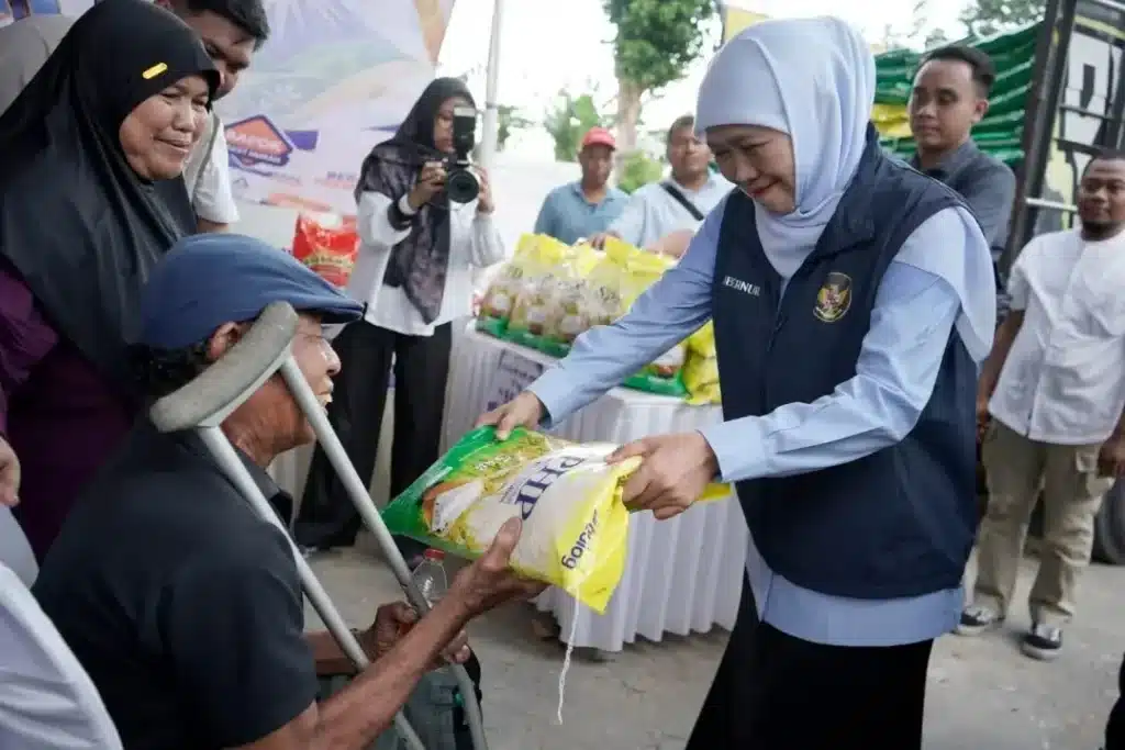 Gubernur Jatim Khofifah (4)